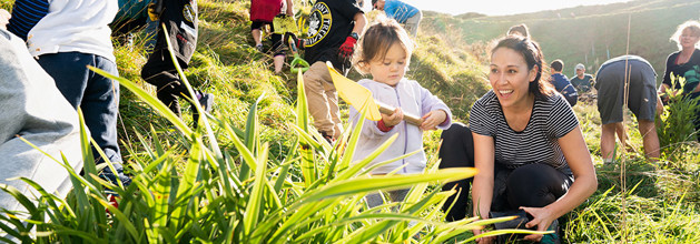 people planting