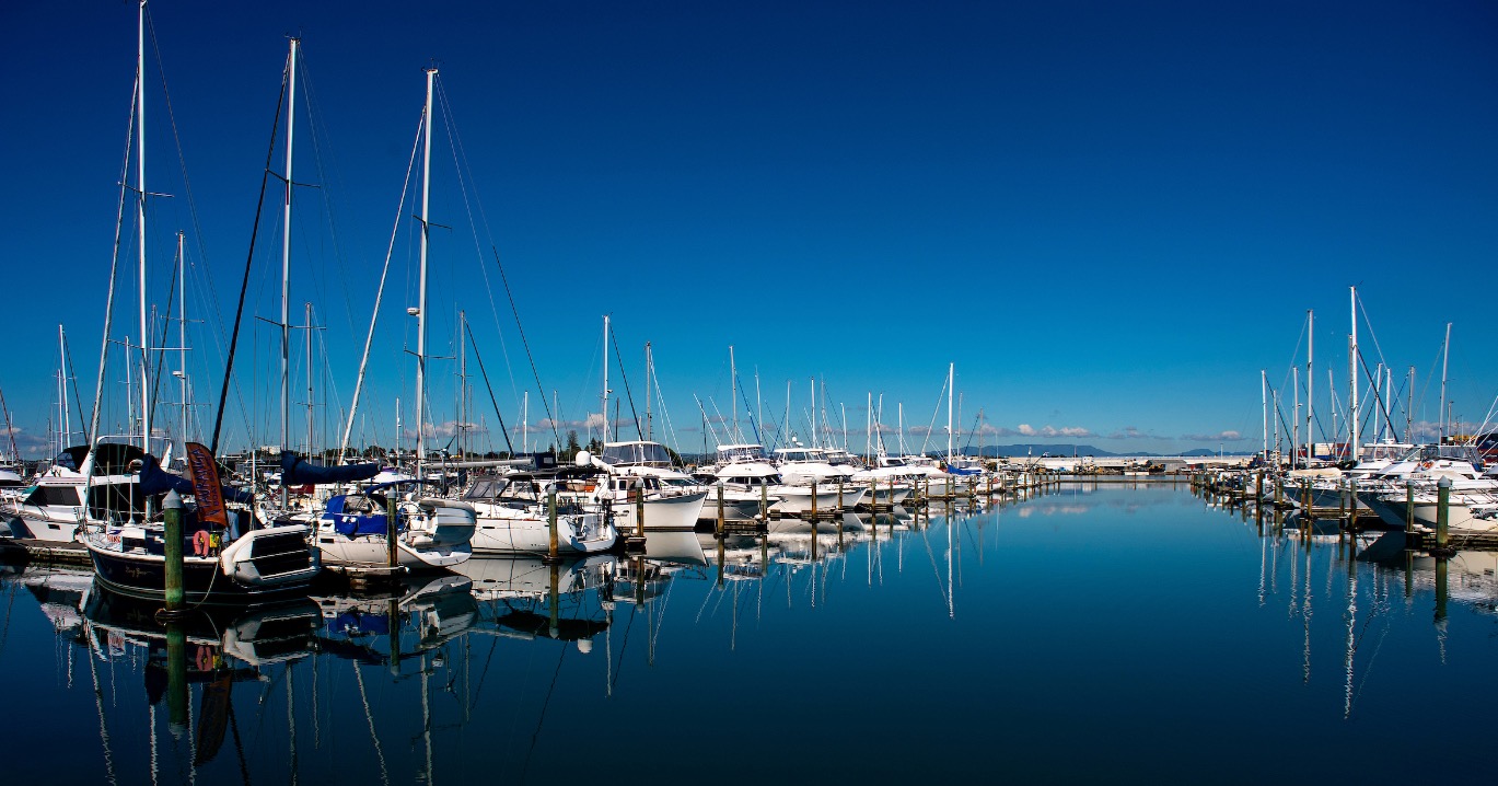 Recreational boating Everything you need to know to enjoy your adventure safely - be prepared, know the rules, use the right gear.&nbsp;