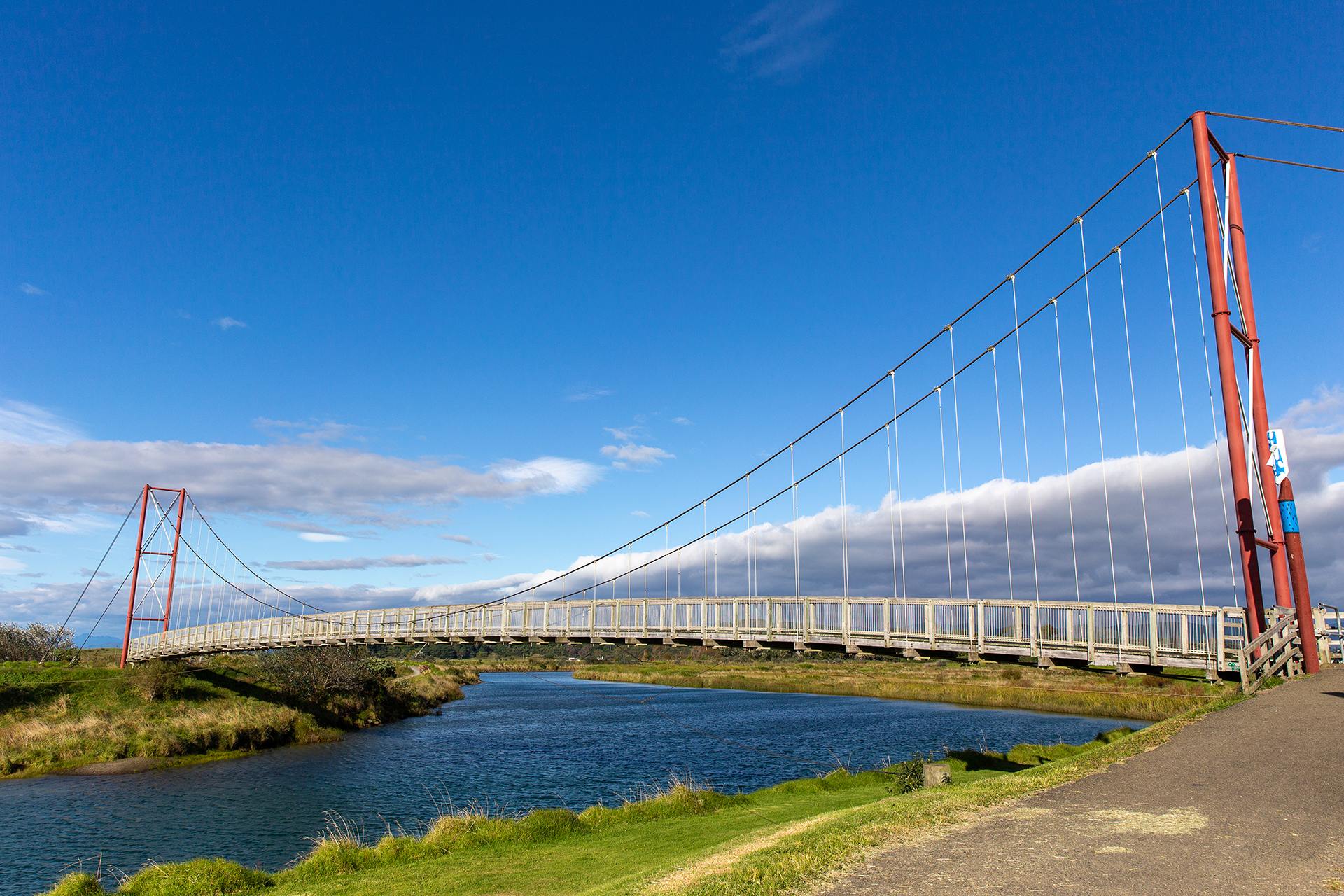 Waioweka-Ōtara Rivers Scheme Ōtara stopbank upgrade The Ōtara stopbank upgrade will improve flood defences (stopbanks and floodwalls) along the left bank of...